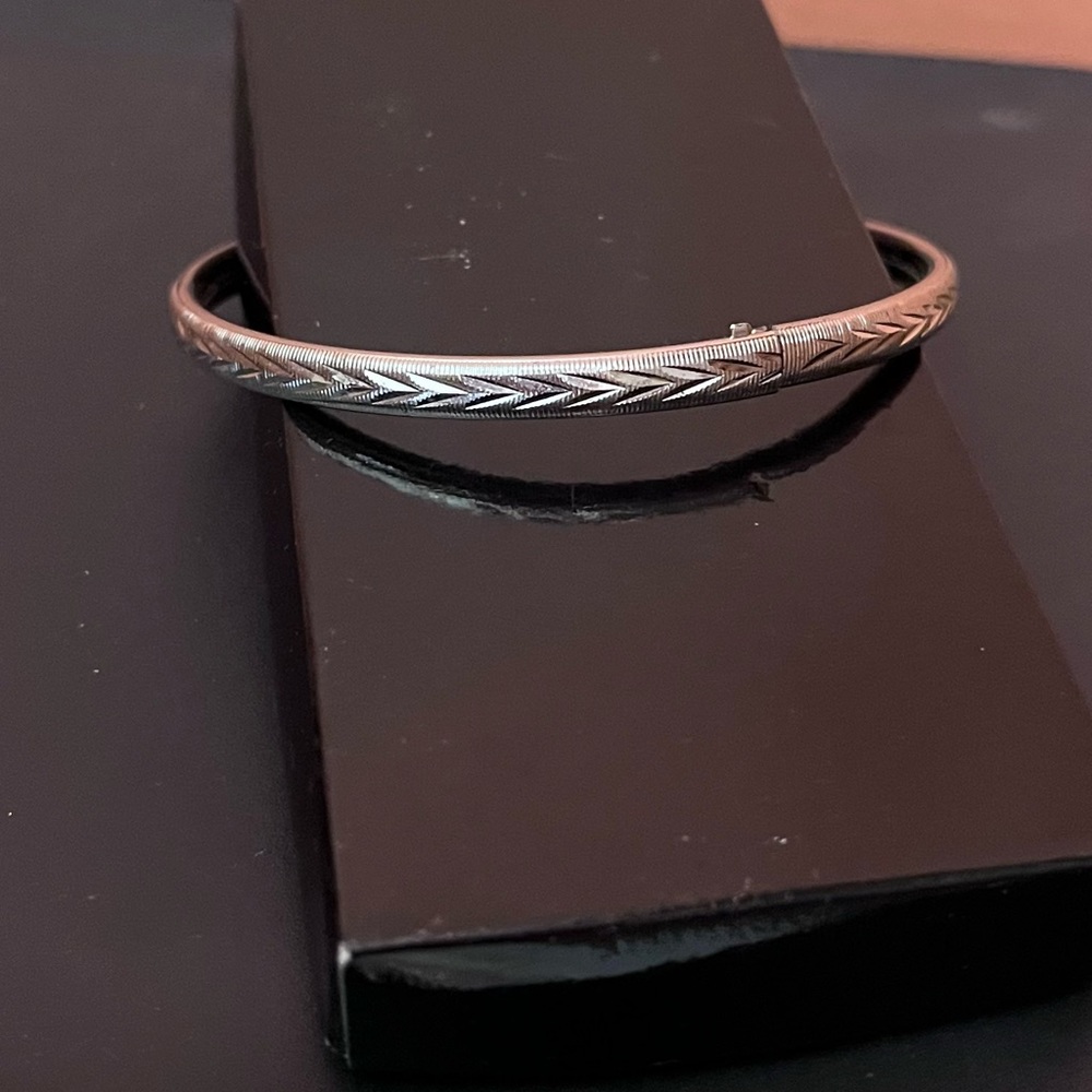 Vintage Marathon 925 Sterling Silver Hinged Bangle Bracelet